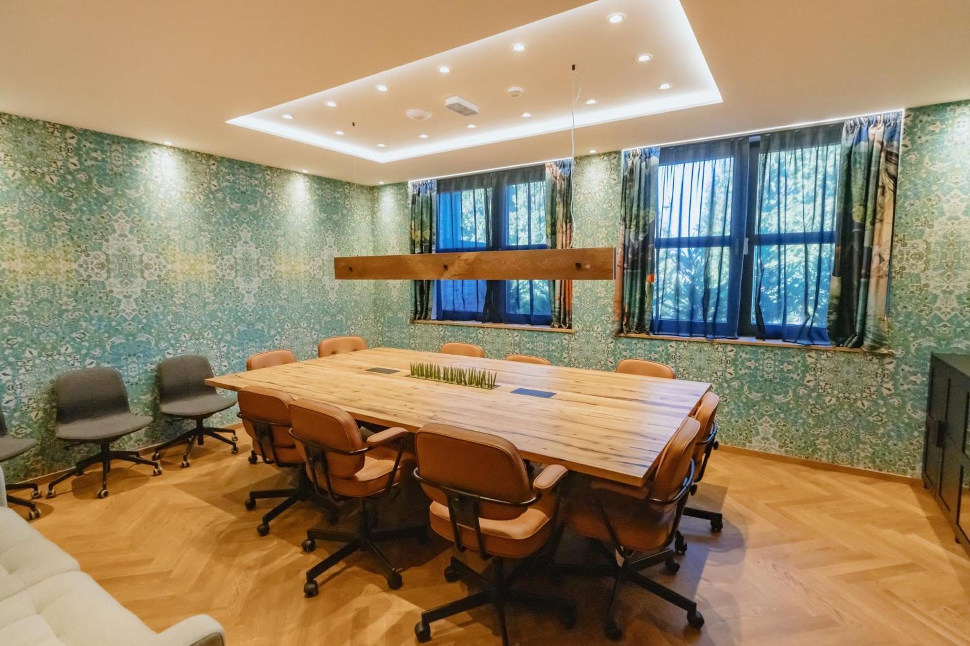 One66 Hotel 4*